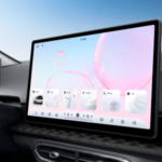 Pantalla táctil multimedia de 15,6"