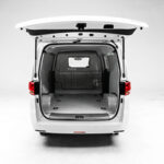 Puertas traseras de doble hoja con apertura de 180°