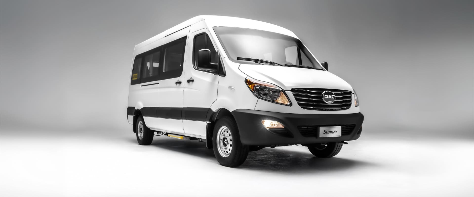 Soluciones eficientes para logística urbana: Descubre la línea de vehículos comerciales JAC