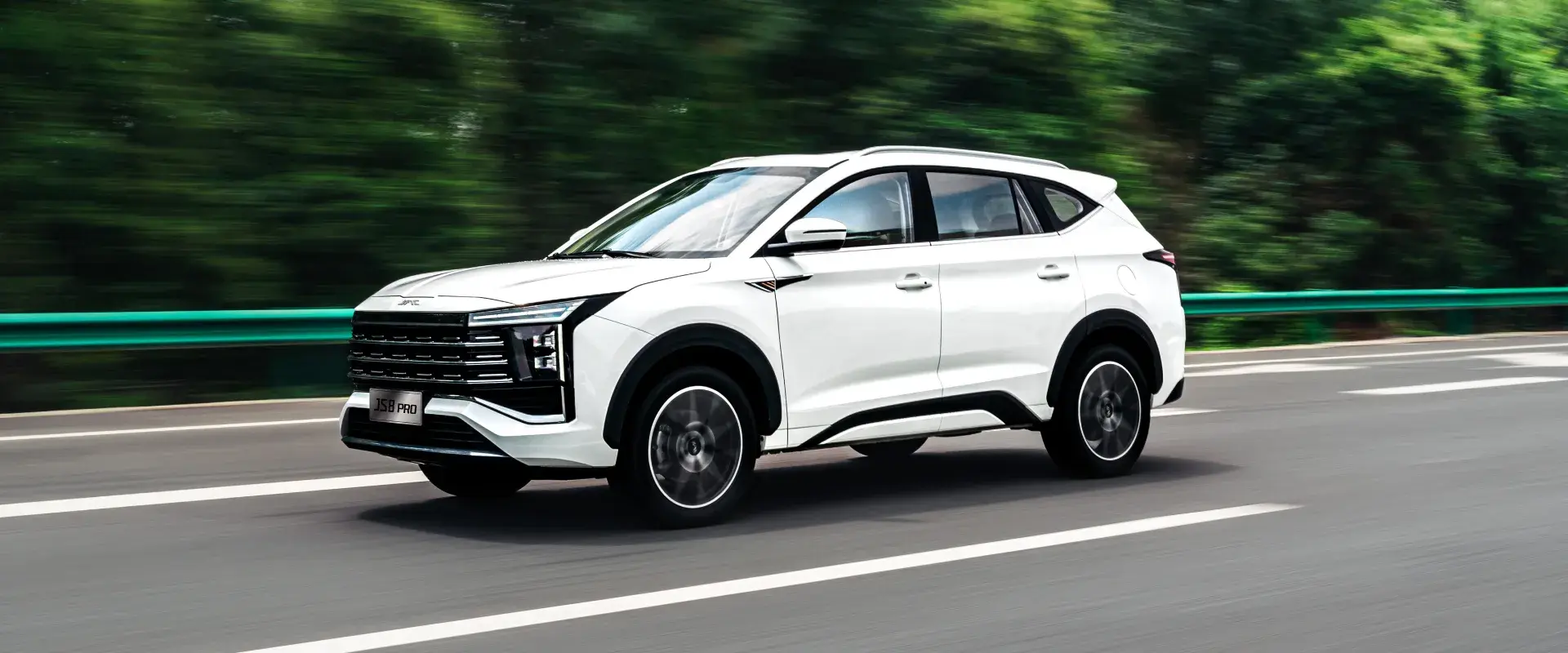 Viajes seguros en invierno: El SUV JAC ideal para proteger a tu familia en ruta